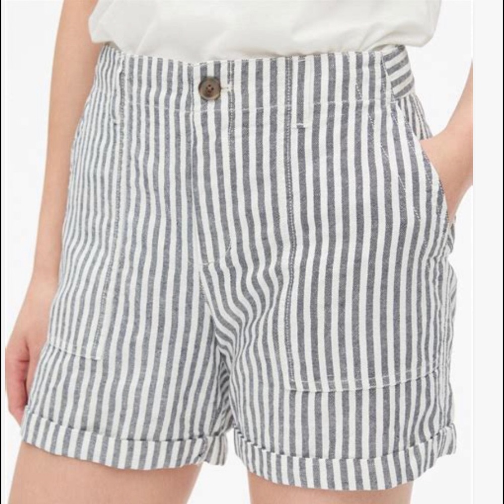 GAP Linen Striped Shorts